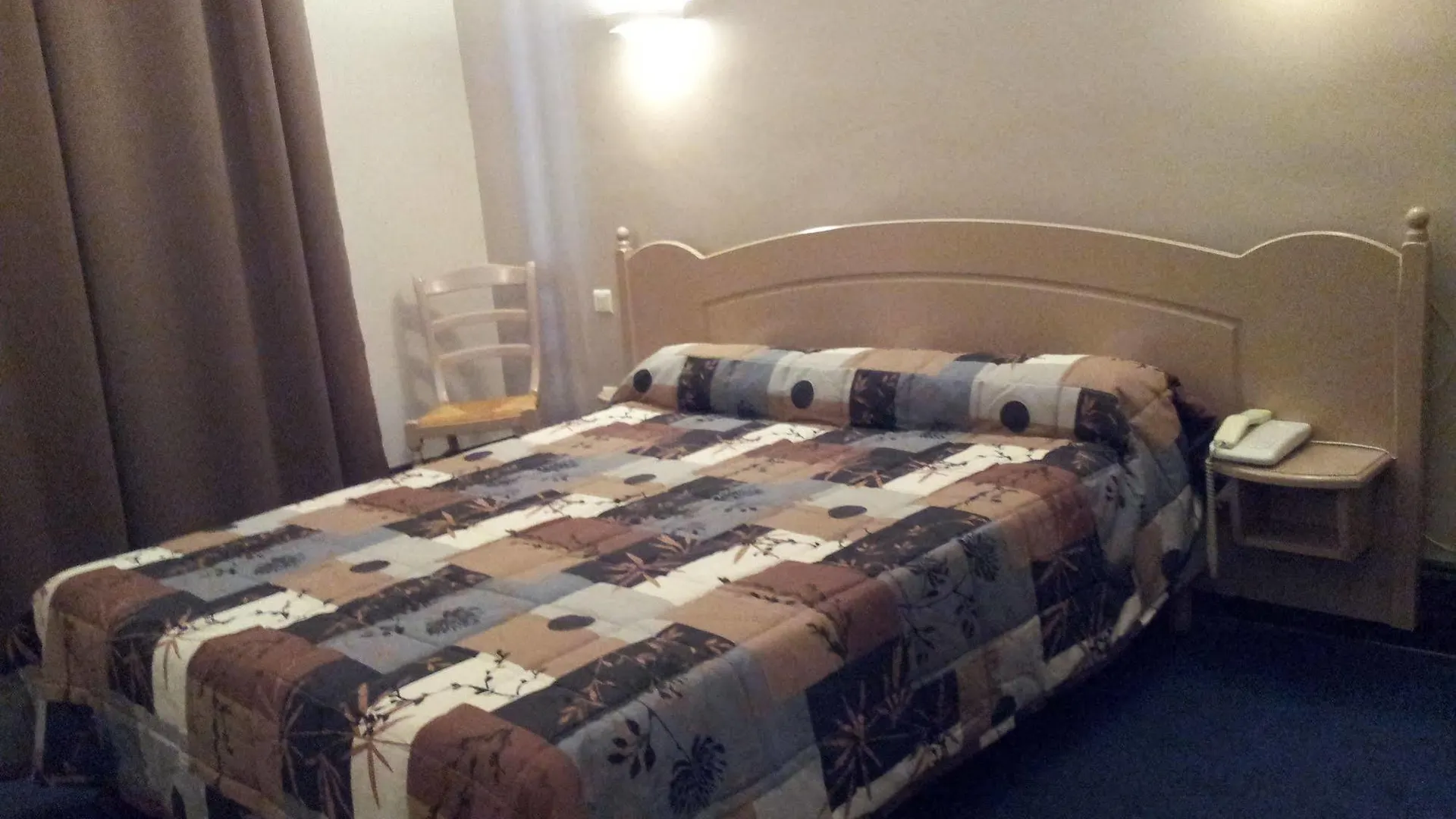 Hotel Azur Lyon France